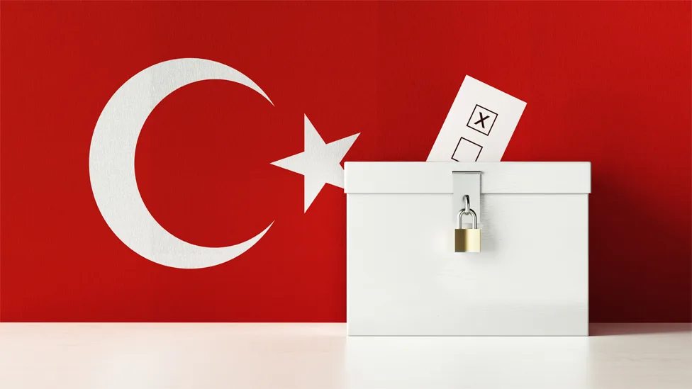 100923152 secim foto