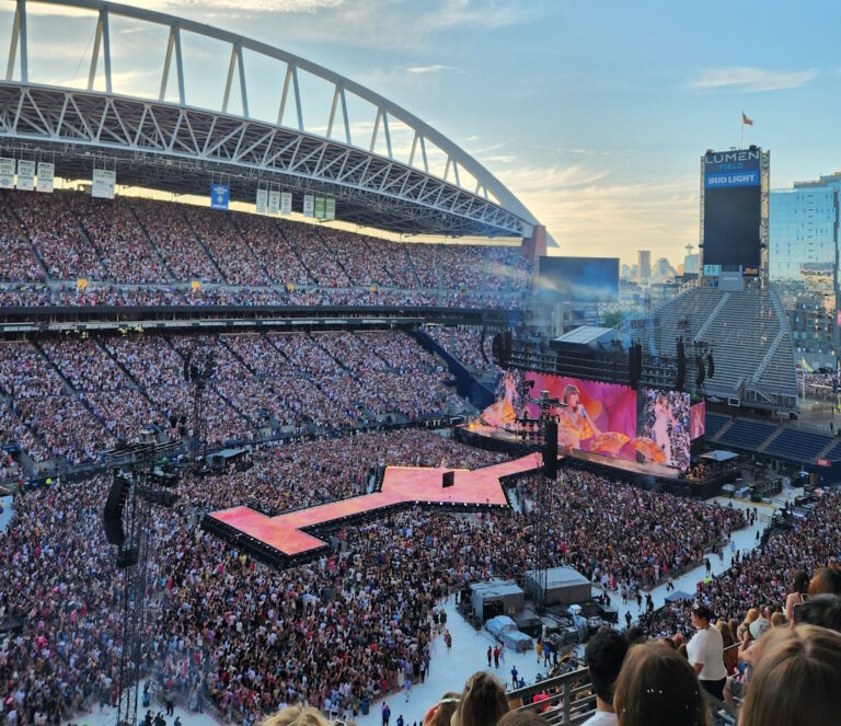 تیلور سوئیفت