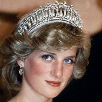 Princess Diana withThe Queen Mary Lovers Knot Tiara 400x400 1