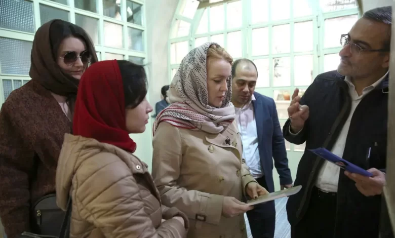 مجری مشهور روسیه