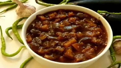 طرز تهیه ترشی بادمجان کبابی با رب انار