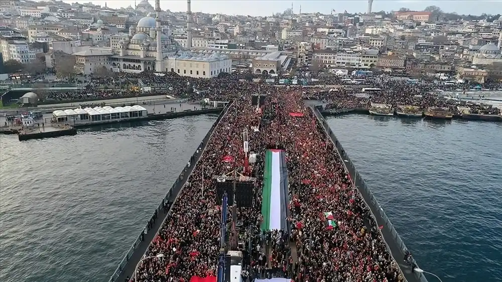 راه پیمایی بزرگ حمایت از غزه در استانبول1