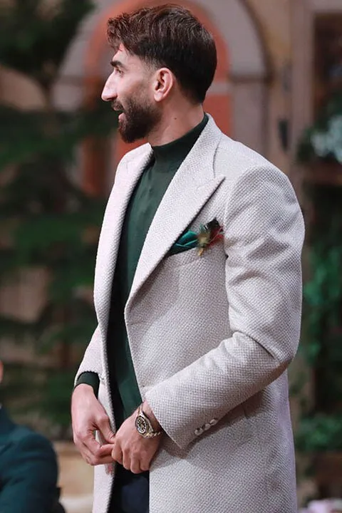 ساعت ۹۰۰ میلیونی