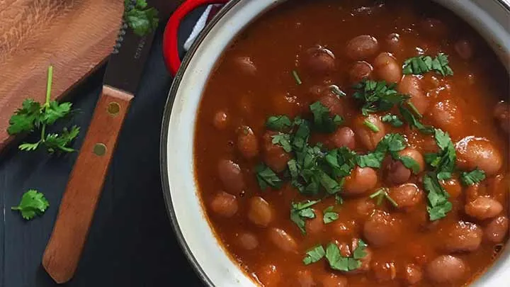 لیست ۱۱ افطاری ساده و کم هزینه 8 لوبیا چیتی