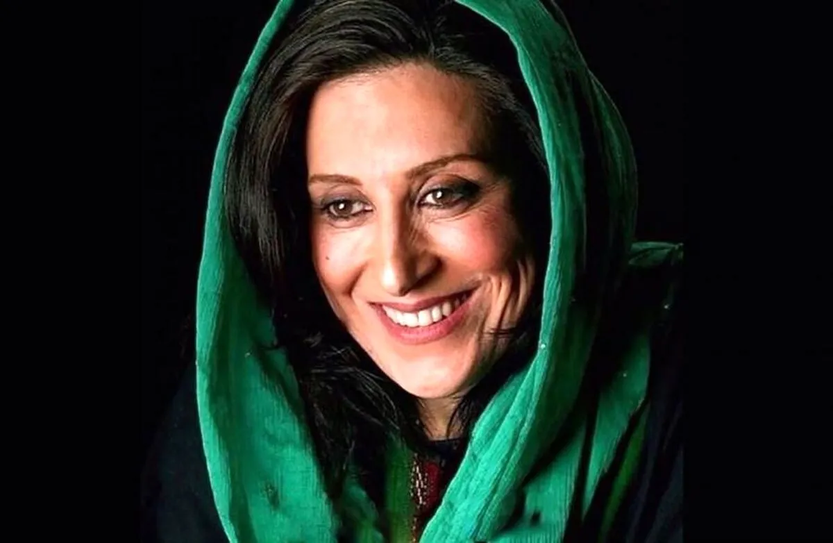 معتمدآریاا