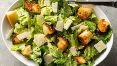 طرز تهیه سالاد نان سیر