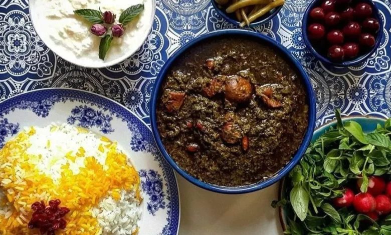 قورمه سبزی