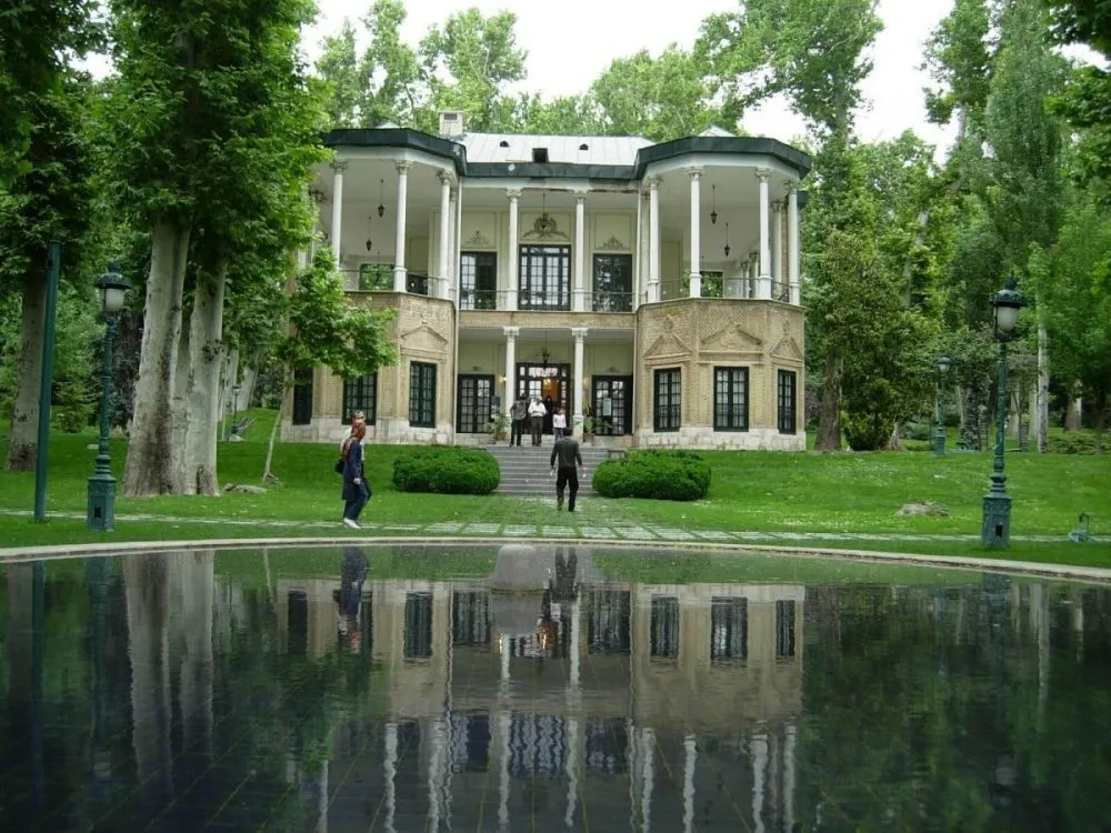 کاخ موزه نیاوران