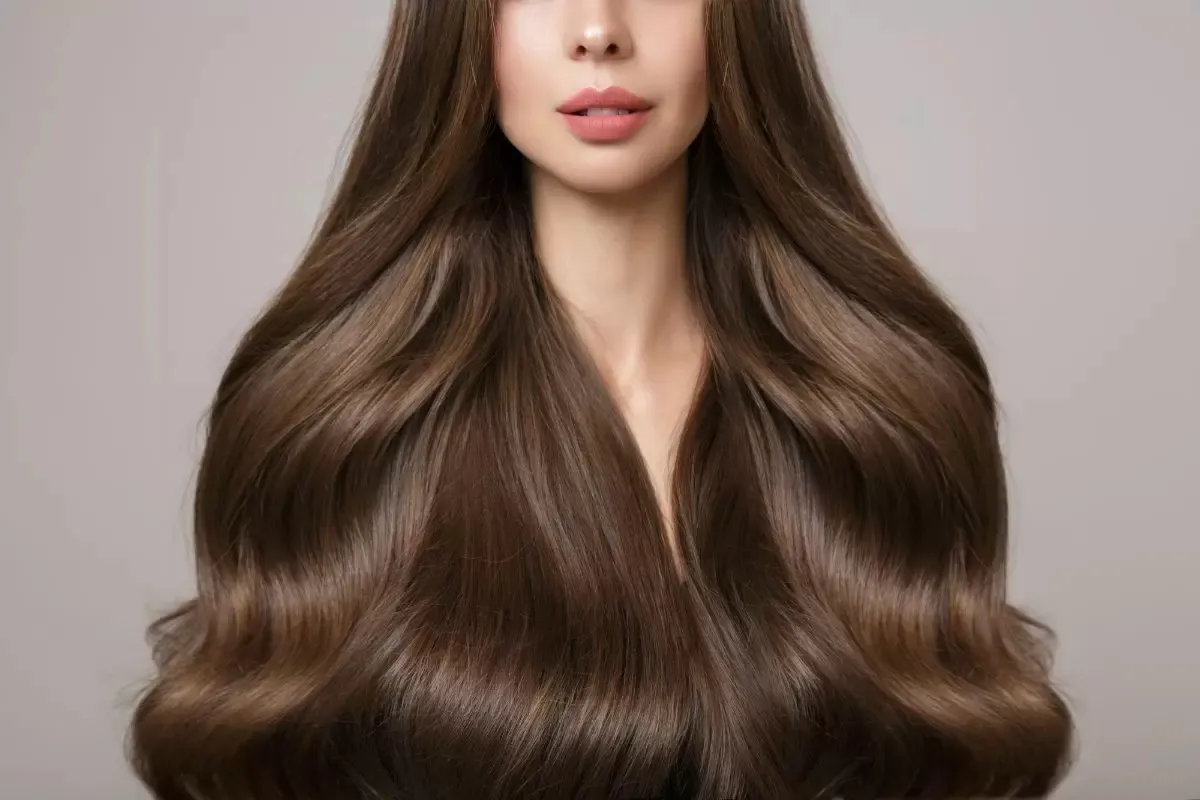 ۱۴ راهکار برای داشتن موهای براق و هالیوودی