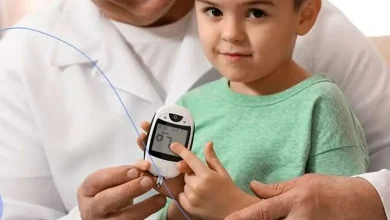 آنچه والدین کودکان دیابتی باید در مورد درمان بچه‌ هایشان بدانند