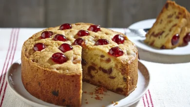 طرز تهیه کیک آلبالو3