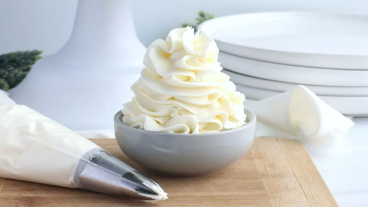 طرز تهیه خامه قنادی