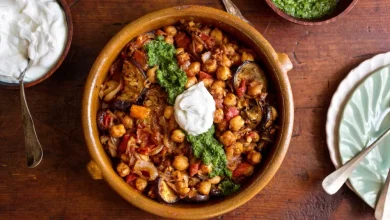 طرز تهیه سالاد نخود و بادمجان کبابی ترکیبی خوشمز و سالم1