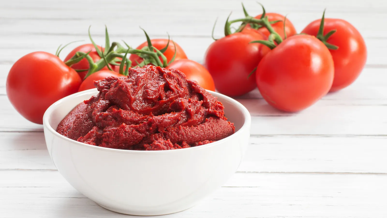 علت تلخی رب گوجه فرنگی و راه‌ های رفع آن