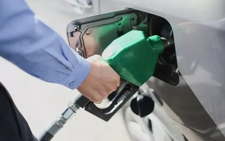 باک بنزین