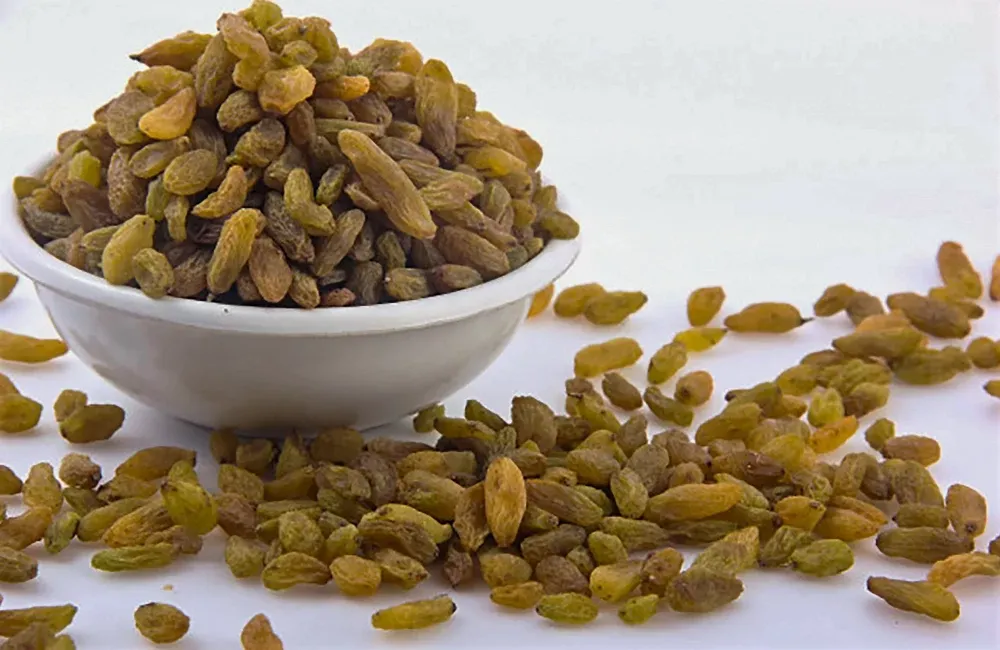 فواید نخود و کشمش