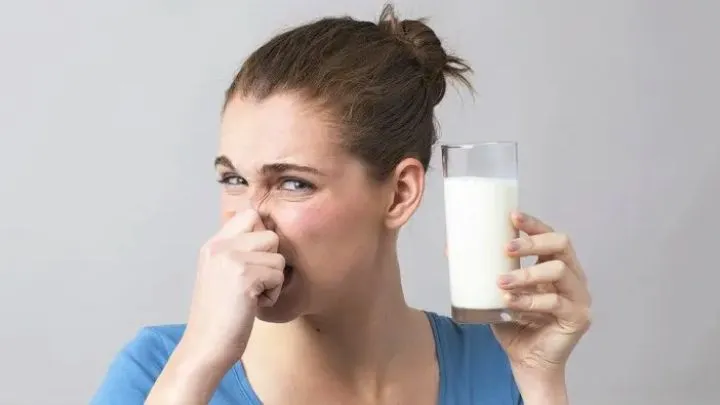 با شیر خراب شده چه کنیم؟ ۲ کاربرد شیر فاسد