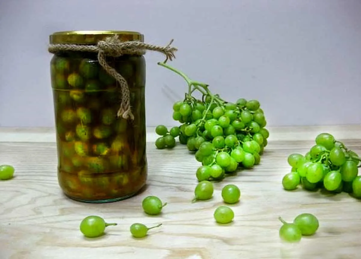 خواص آبغوره