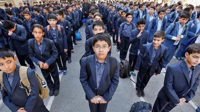 دانش آموزان