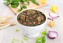 سرخ کردن سبزی قورمه