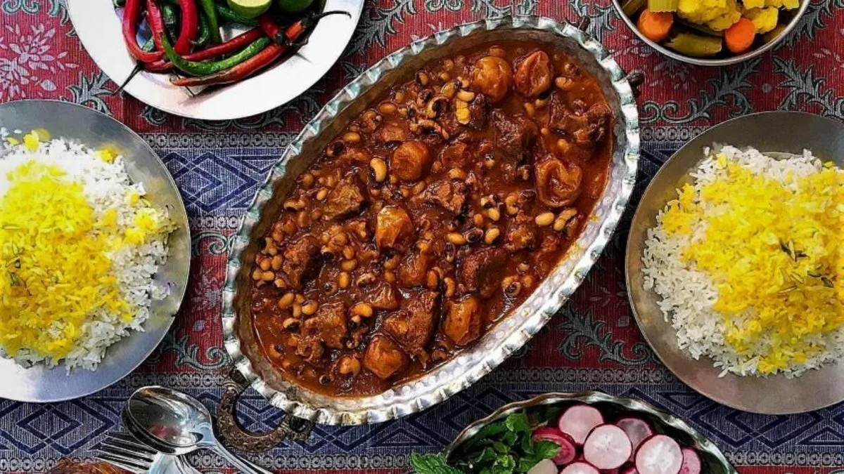 خورش ترشی قرمه