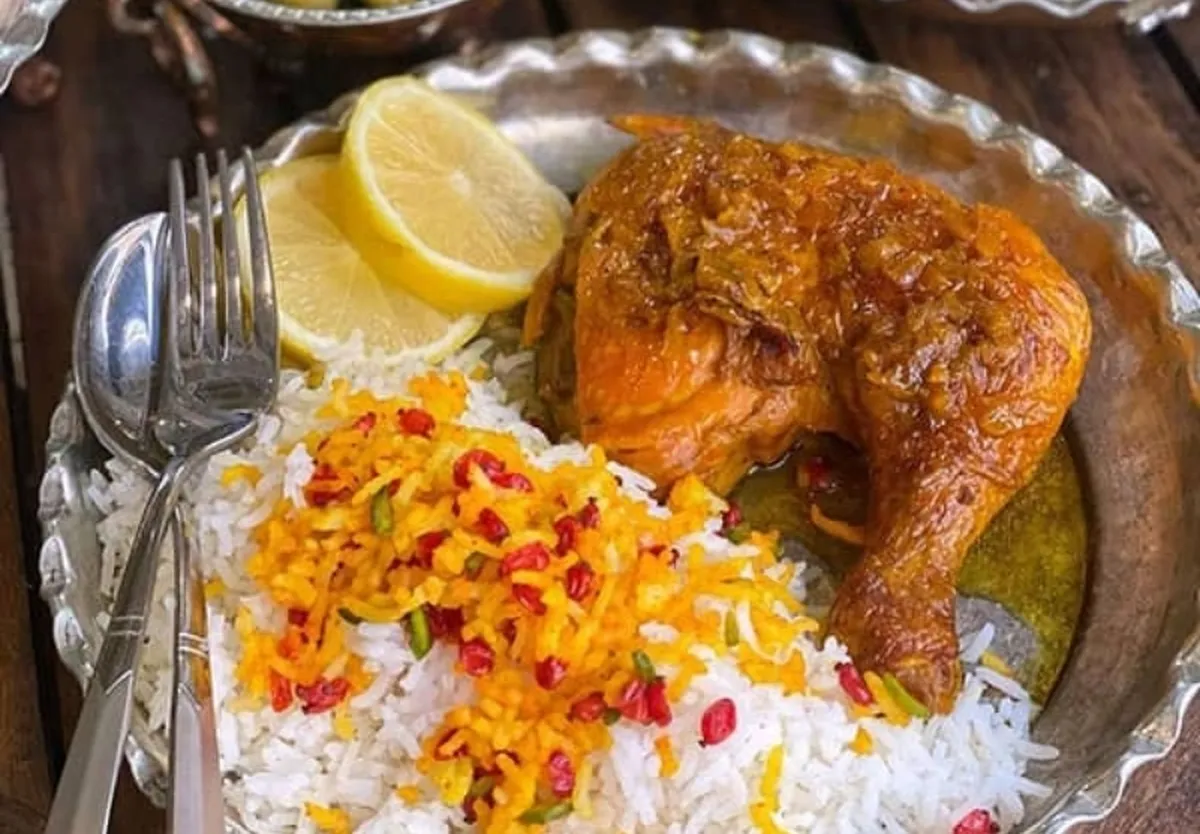 طرز تهیه مرغ زعفرانی مجلسی با یک روش ویژه