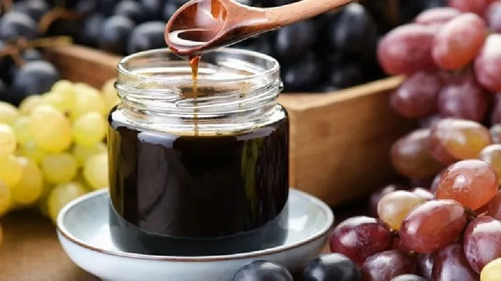 علائم خراب شدن شیره انگور روش نگهداری
