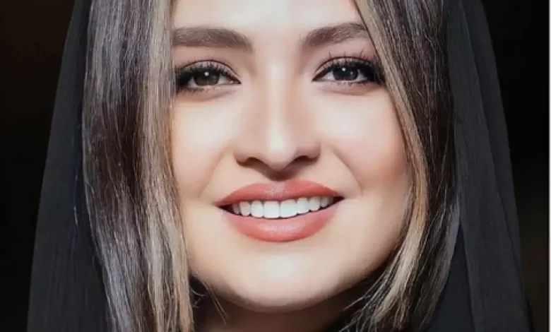 گلاره عباسی