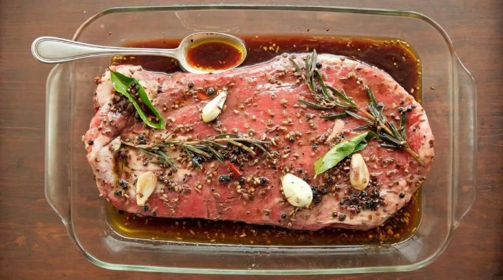 ۷ تکنیک‌ موثر برای خوش طعم کردن گوشت4