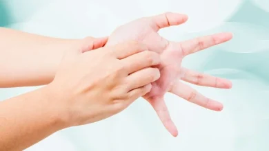 این علائم روی دستان نشانه بیماری است11