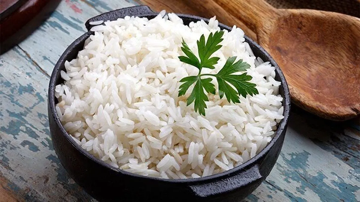 برنج پخته‌شده را چند بار می‌توان گرم کرد؟