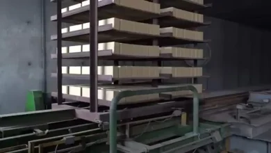 ساخت آجر قرمز در کارخانه ای با قدمت 120 سال در ژاپن