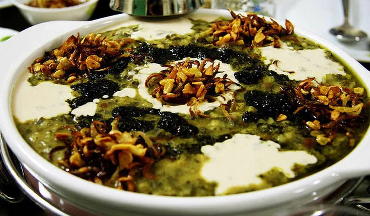 آش چهل گیاه مازندران