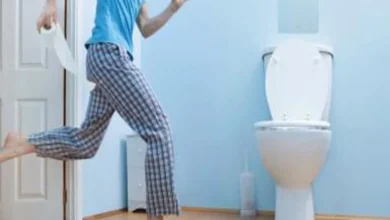 نگه داشتن ادرار با مردان دچار پروستات چه می‌کند؟