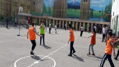هنرنمایی جالب یک معلم ایرانی وسط حیاط مدرسه