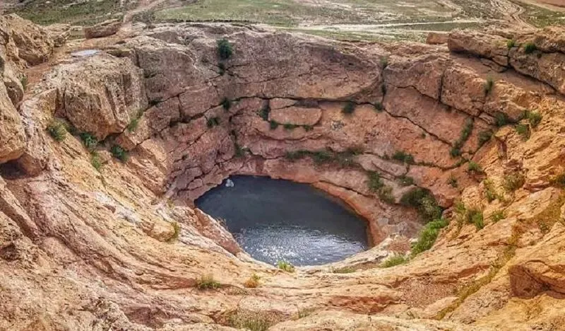 چشمه گراب