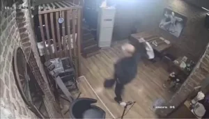 حمله به خانم ایرانی