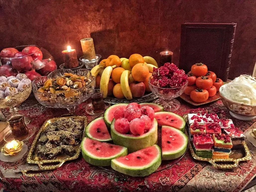 تزیین سفره شب یلدا11