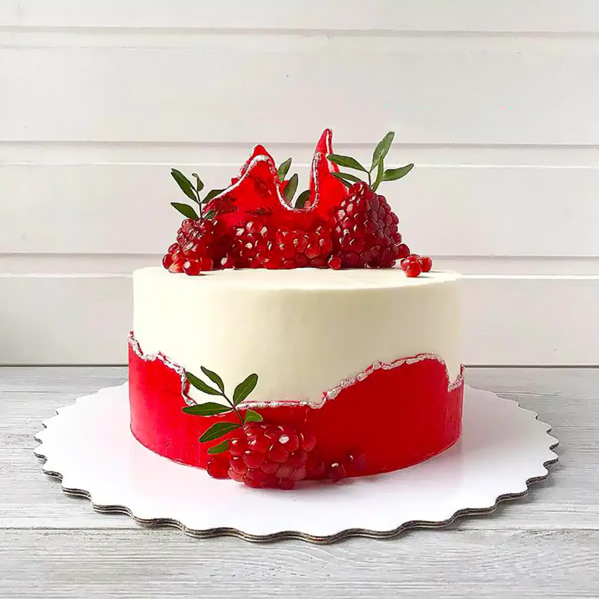 تزیین کیک شب یلدا