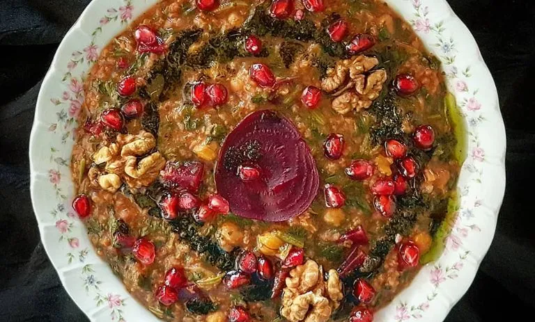 طرز تهیه آش انار شیرازی1