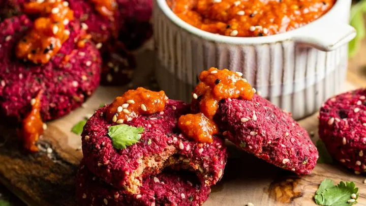 طرز تهیه فلافل چغندر خانگی1
