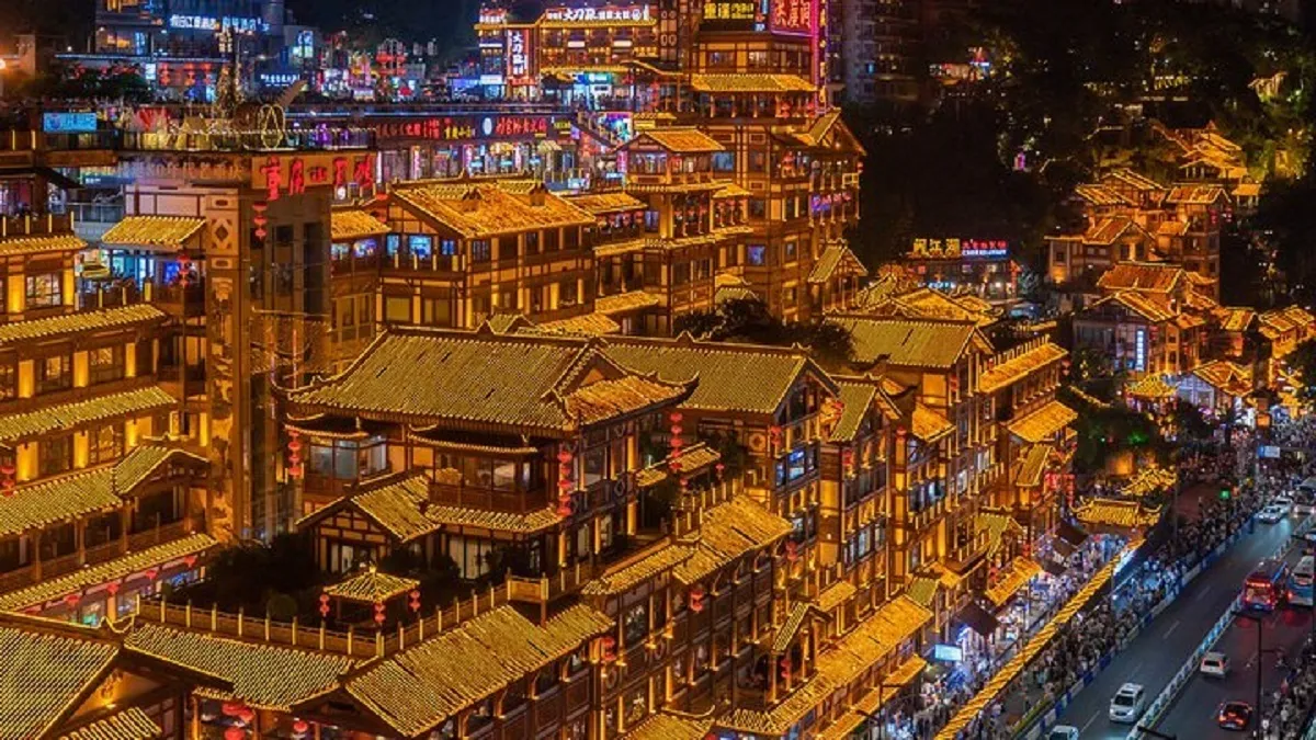 چونگ‌کینگ؛ عجیب ترین شهر جهان عکس