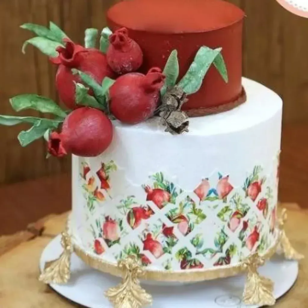 کیک زیبای شب یلدا