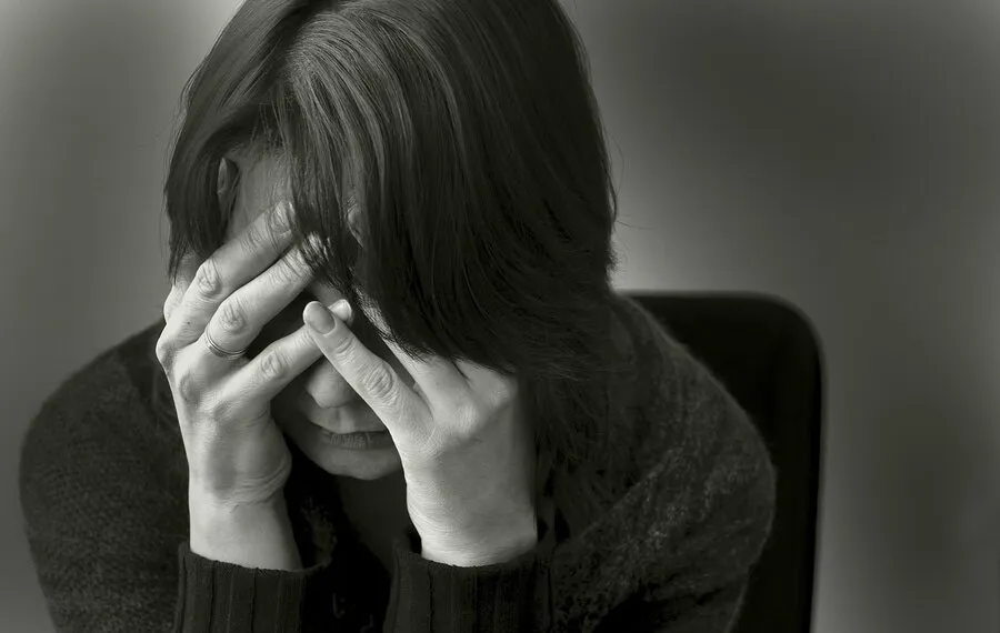 ۷ حقیقت درباره افرادی که بیش از حد به همه چیز فکر می‌کنند