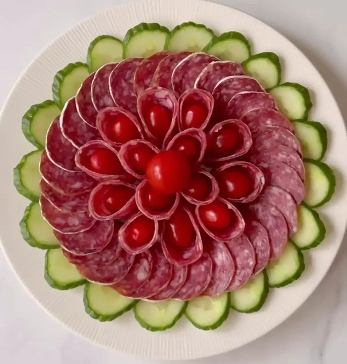 شیوا مکینیان