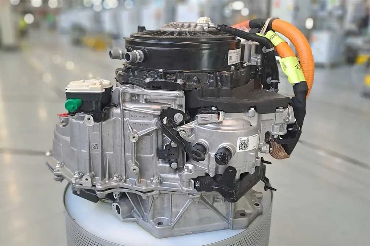 6151882