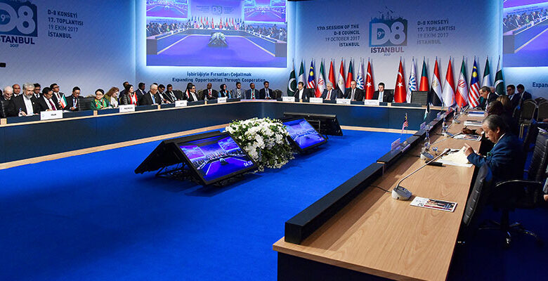 دی-8