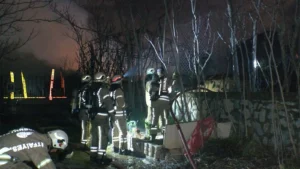 عمارت شاکر پاشا در آتش سوخت(عکس) 3 dha4117785698jpg F65PTSRLXUu2PFgdvqRDfg