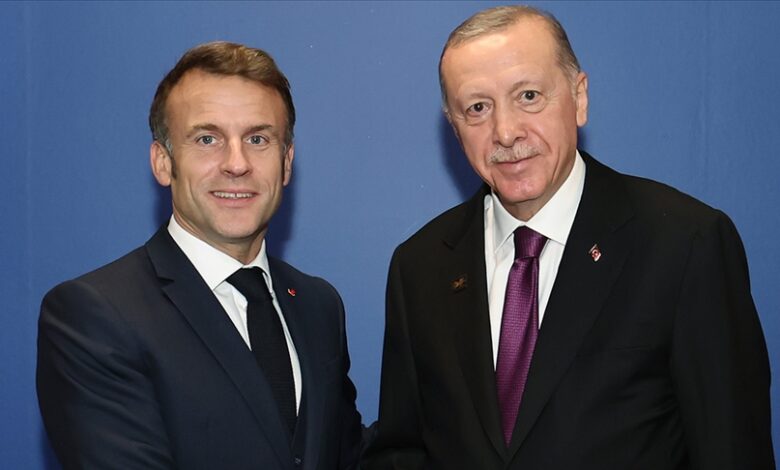 گفتگوی تلفنی