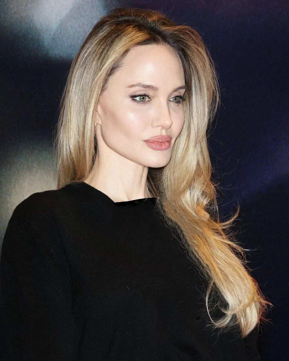 آنجلینا جولی